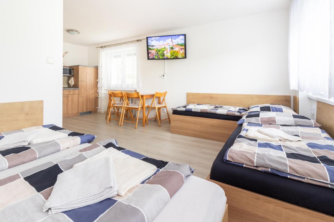 Hotel Ubytovani Bezchlebovi Czeski Krumlow Zewnętrze zdjęcie